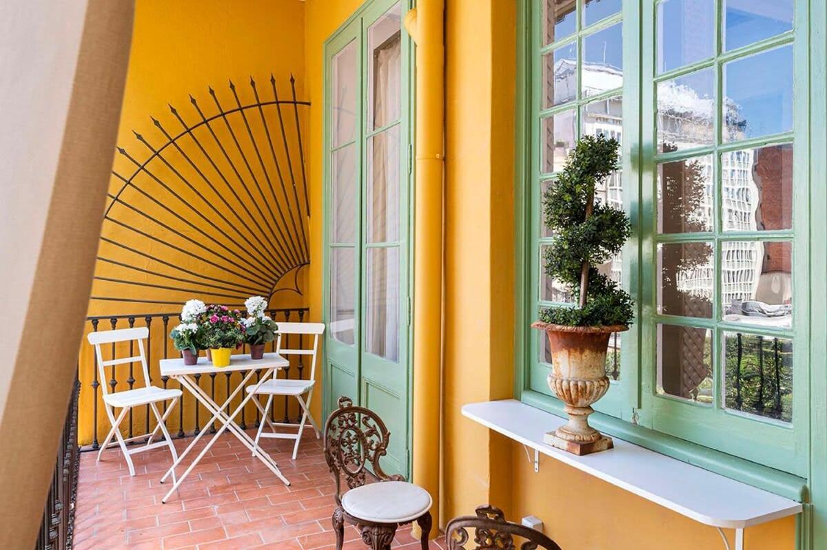 Placa Catalunya V Charming And Exquisite 5bd With Large Balcony Appartement Barcelona