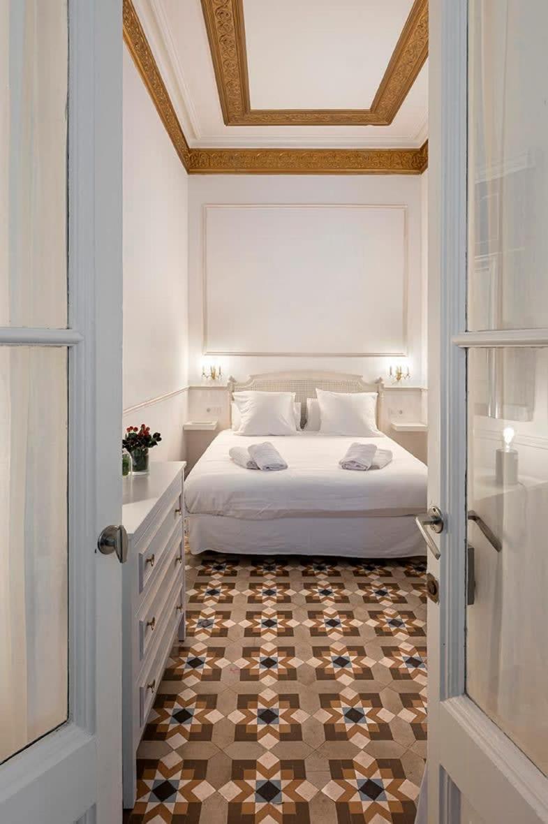 Placa Catalunya V Charming And Exquisite 5bd With Large Balcony