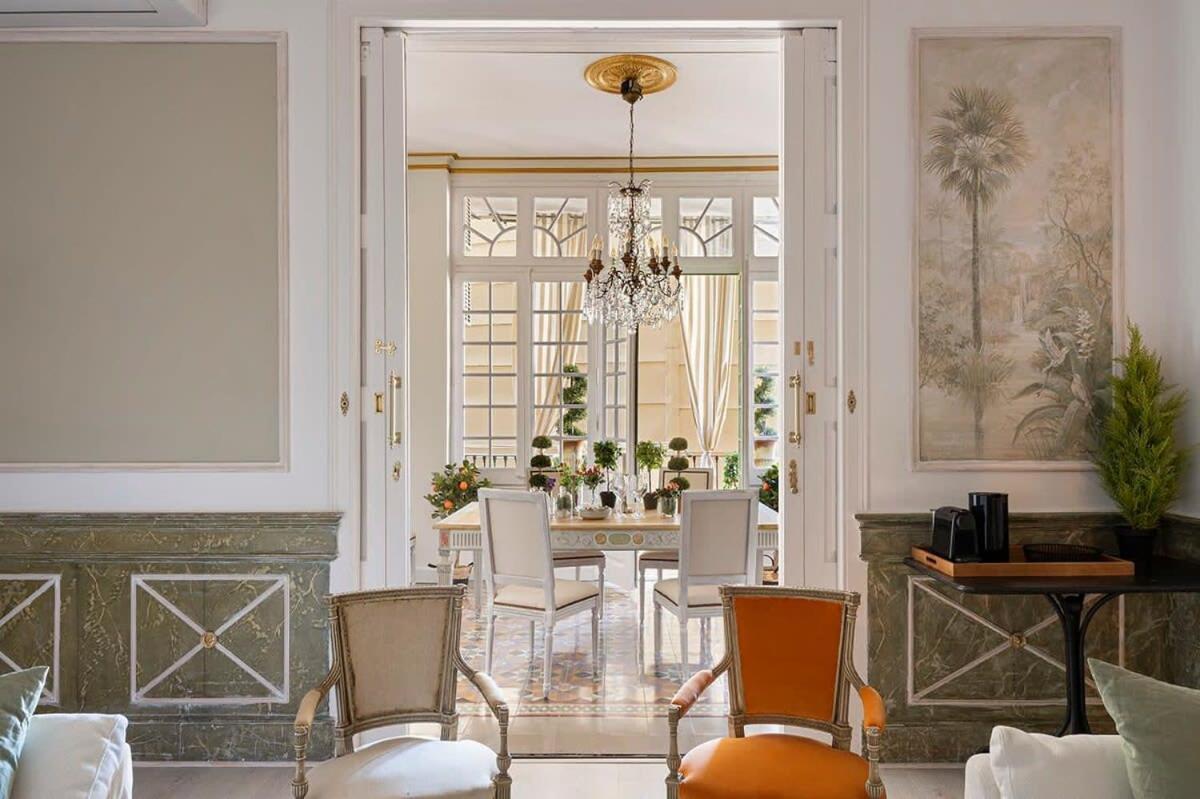 Placa Catalunya V Charming And Exquisite 5bd With Large Balcony Barcelona